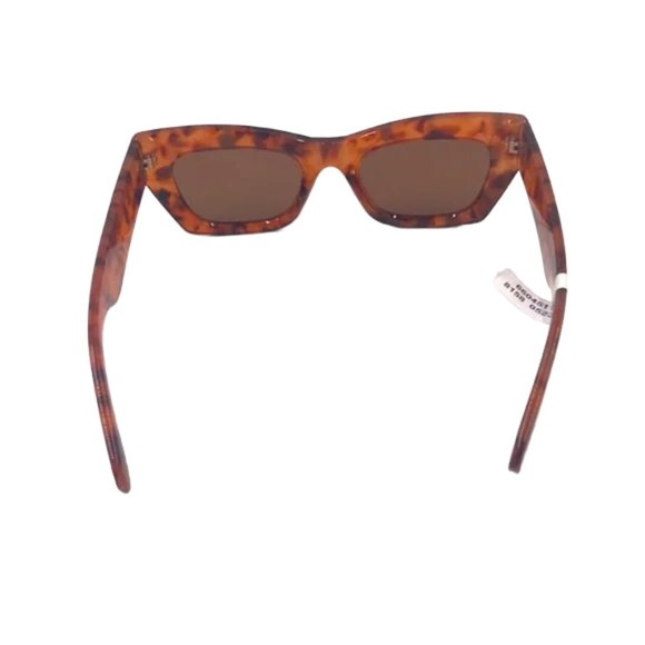 Free People 🕶 Juliet Winged Cat Eye Sunglasses - Picture 4 of 7